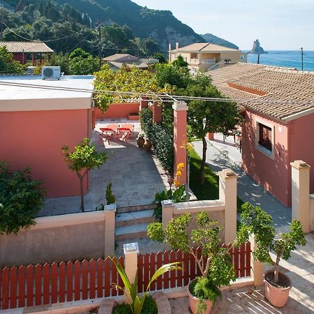 Amalia Cottages Agios Gordios  Exterior photo